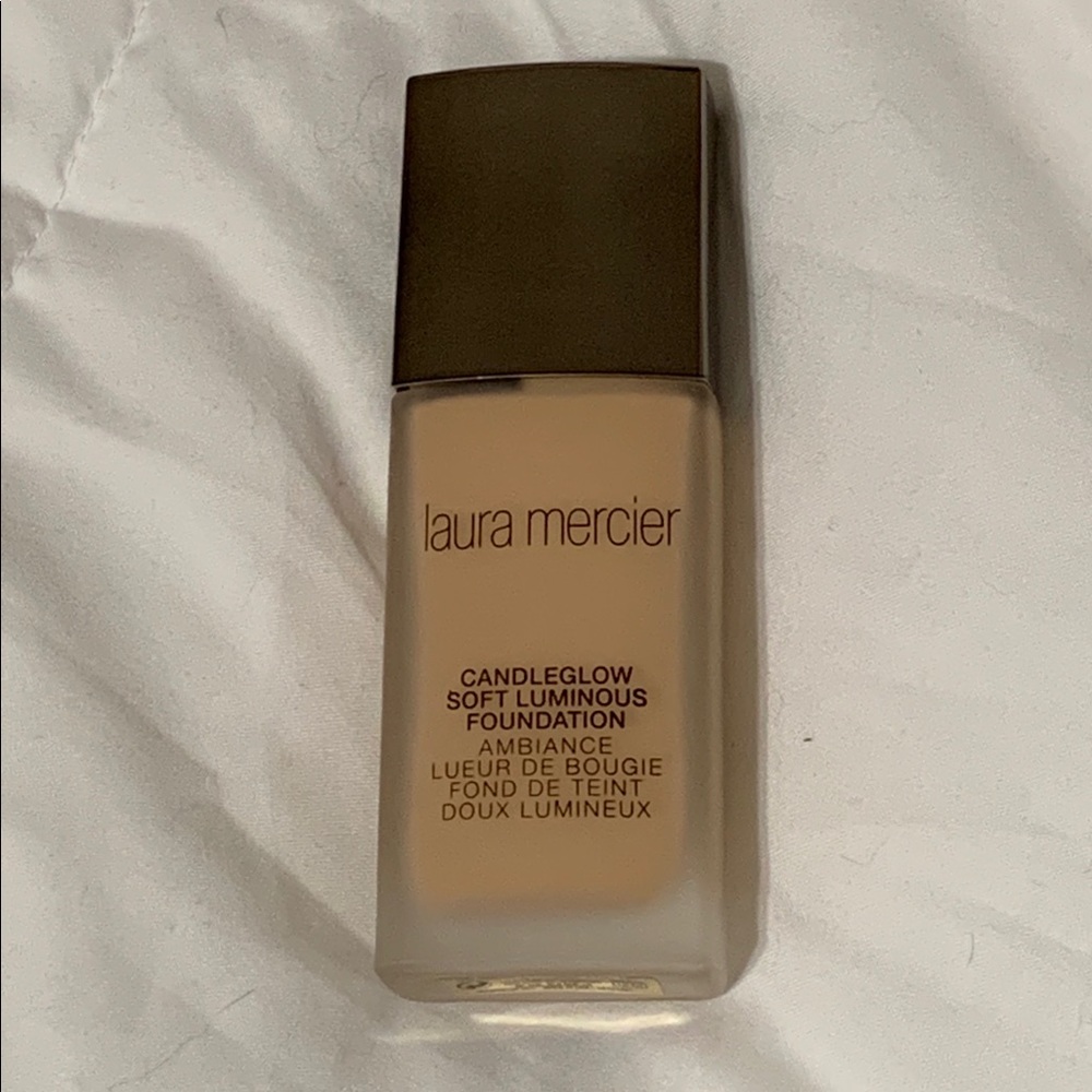 Laura mercier candle glow soft luminous foundation